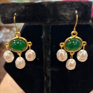 Green Cabochon with Trip Pearl Drops Earrings-NWT
